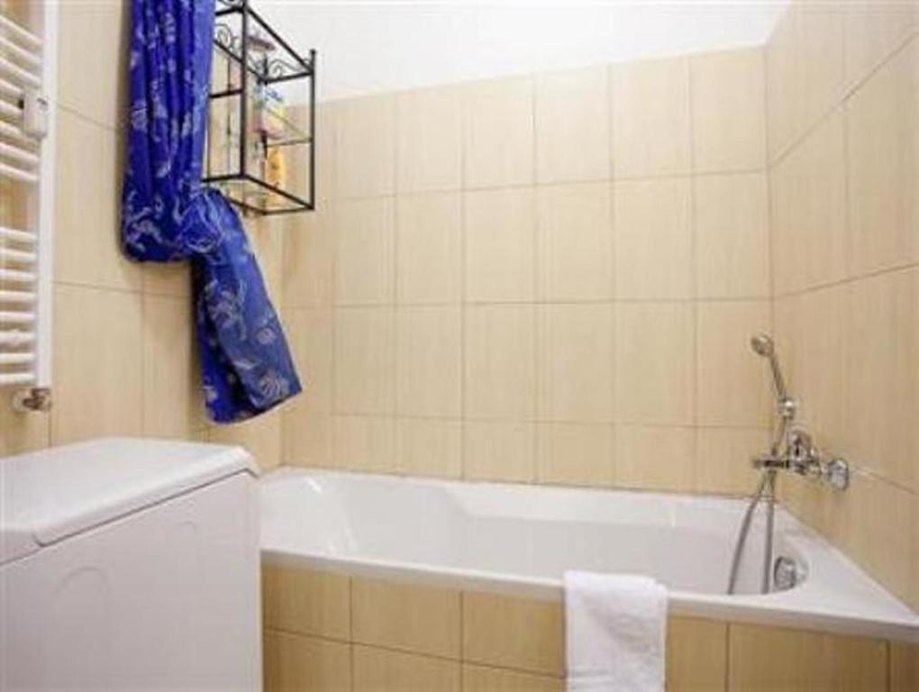 Apartment Smichov Praag Kamer foto